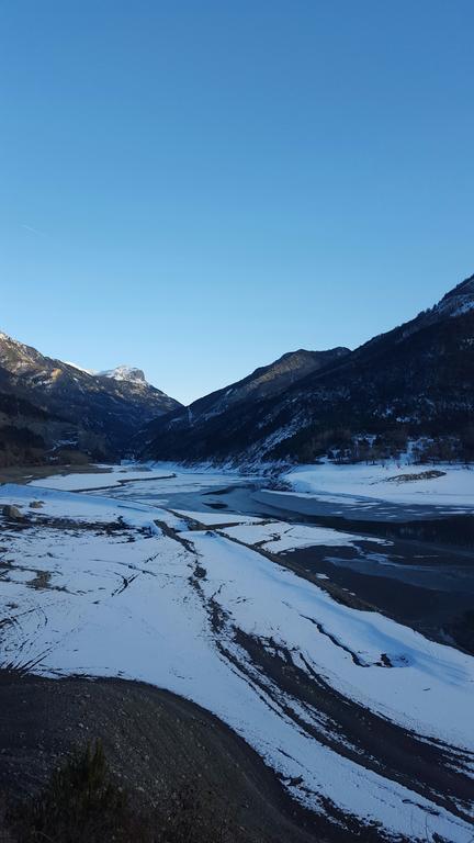 Gite Auberge Les Terres Blanches De Meolans Bagian luar foto