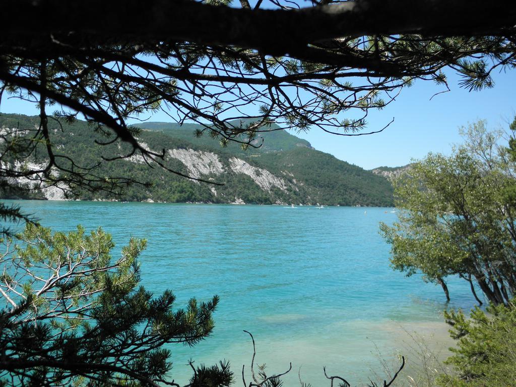 Gite Auberge Les Terres Blanches De Meolans Bagian luar foto