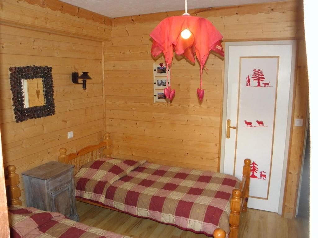 Gite Auberge Les Terres Blanches De Meolans Ruang foto