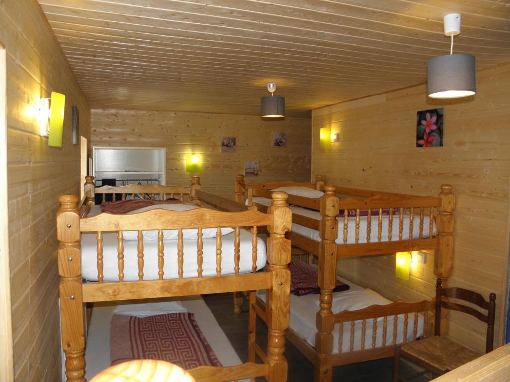 Gite Auberge Les Terres Blanches De Meolans Ruang foto