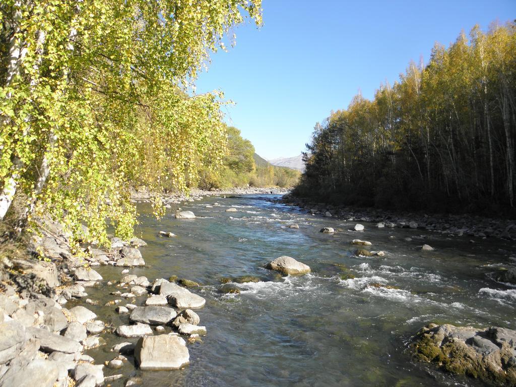 Gite Auberge Les Terres Blanches De Meolans Bagian luar foto